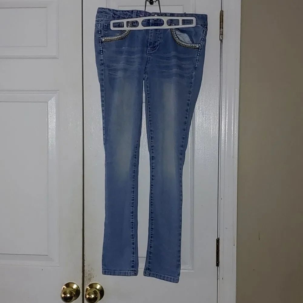 Squeeze  adjustable embroidered skinny jeans  Sz 14